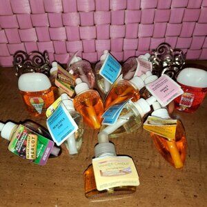 Lot of 11 Bath & Body Works Wallflower Refill Bulb